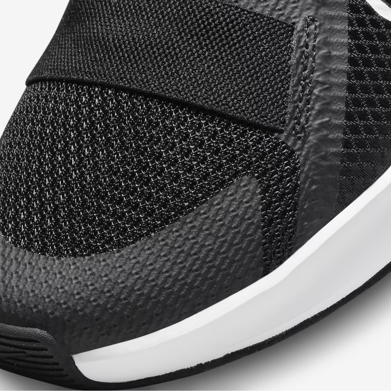 NIKE Women's MC Trainer 2 Black white DM0824-003 Free Shipping size 7.5