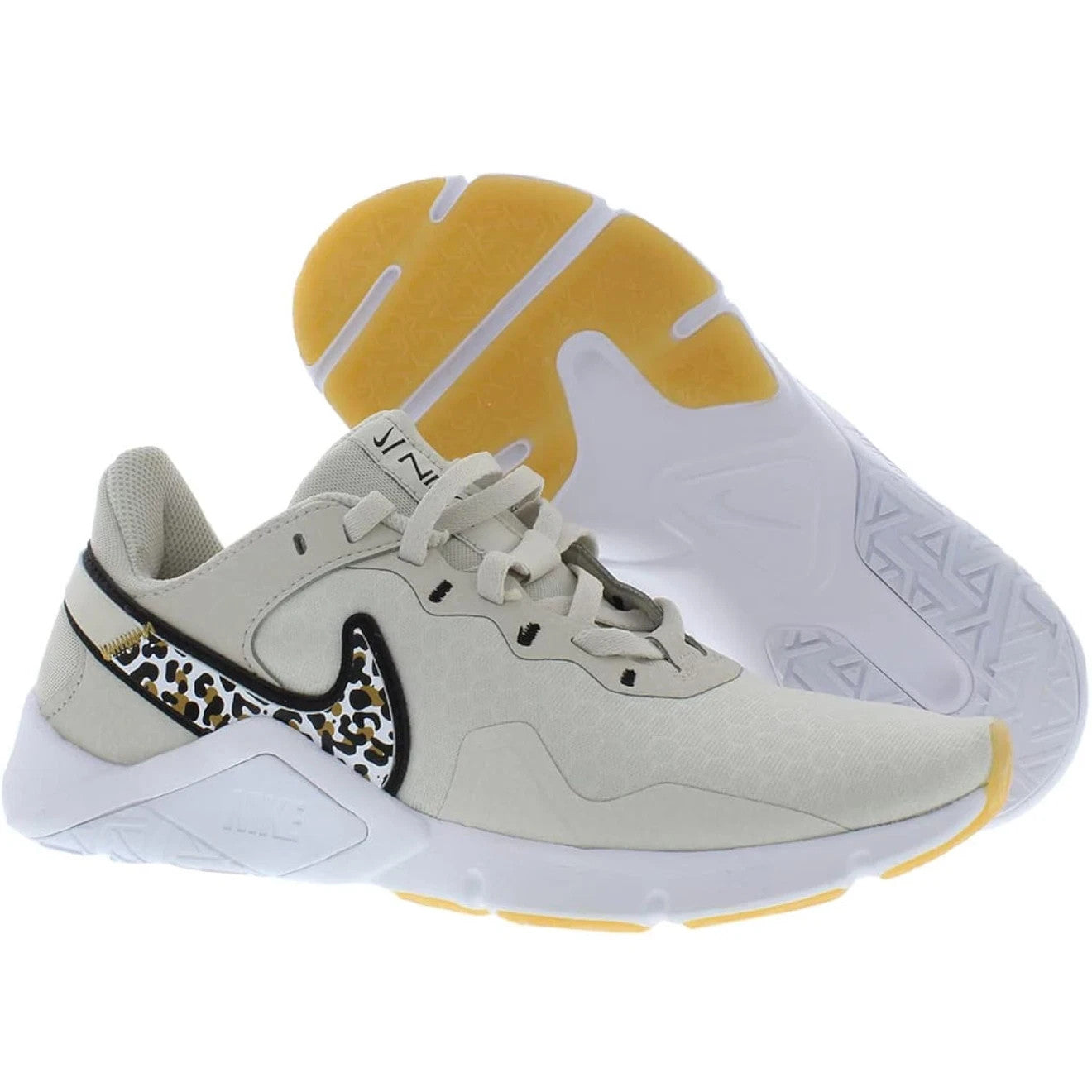 Women’s Nike Legend Essential 2