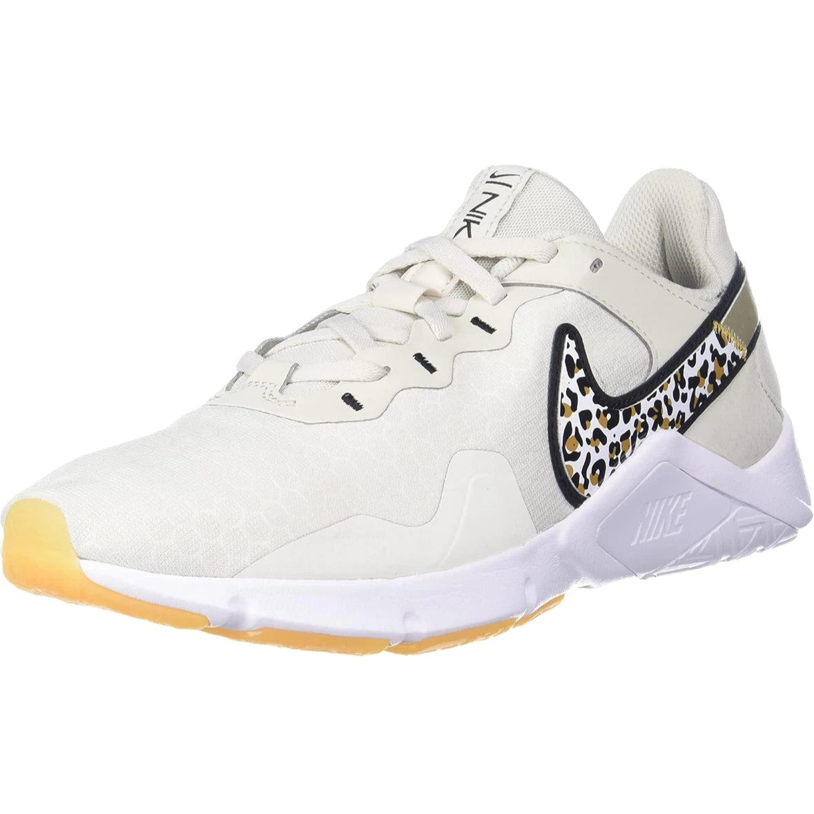 Women’s Nike Legend Essential 2