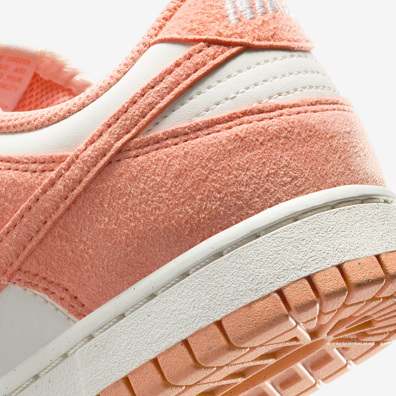 Nike Women's Dunk Low 'Soft Pearl/Apricot' HJ7673-003 size 7.5